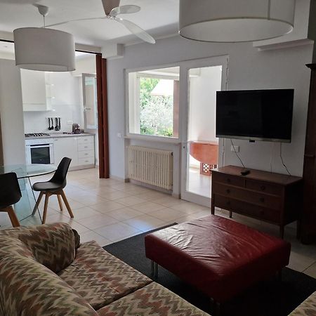 Residence Appartamenti Casa Vacanze Abbazia Πέζαρο Εξωτερικό φωτογραφία